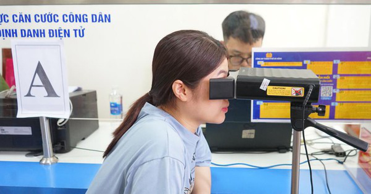 Người phụ nữ cập nhật VNeID, hôm sau bàng hoàng vì 129 triệu 