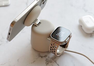 Sạc Apple Watch thế nào cho hợp lý?