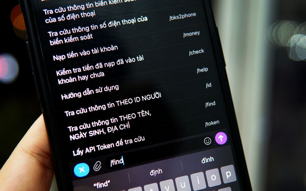 Bất lực với chatbot bán dữ liệu trên telegram