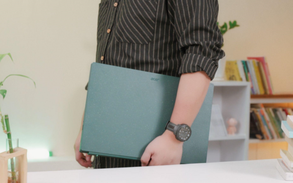 Acer aspire vero 15 làm từ vật liệu tái chế