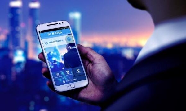 Chi tới 100 tỷ usd/năm cho công nghệ, các ngân hàng đang số hóa như thế nào?