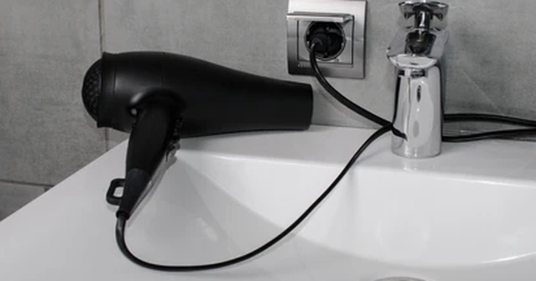 4 thiết bị là "quái vật ngốn điện" nhưng ít ai để tâm: 80% người dùng xong quên rút phích cắm