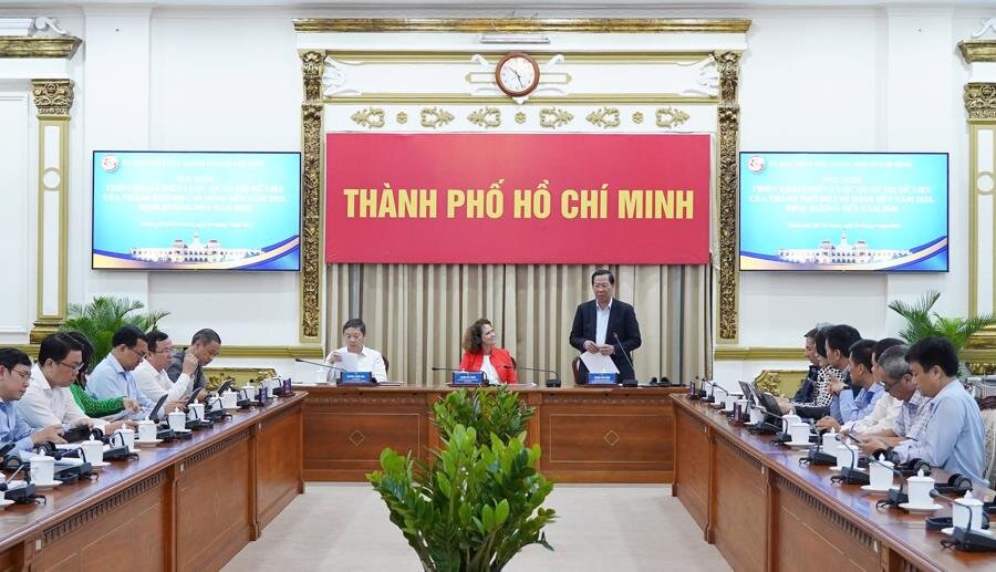 Hội nghị triển khai Chiến lược quản trị dữ liệu TP.HCM đến năm 2025, định hướng đến năm 2030 với sự hợp tác giữa UBND TP.HCM và Ngân hàng Thế giới.  