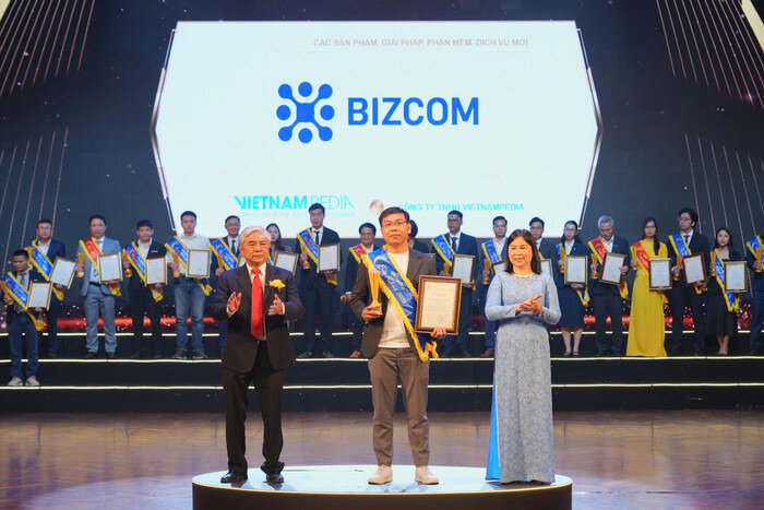 giai-phap-bizcom.jpg